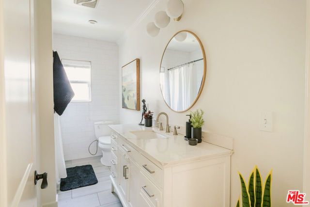 633 Milo Terrace, Los Angeles, CA 90042
