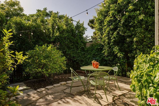 633 Milo Terrace, Los Angeles, CA 90042