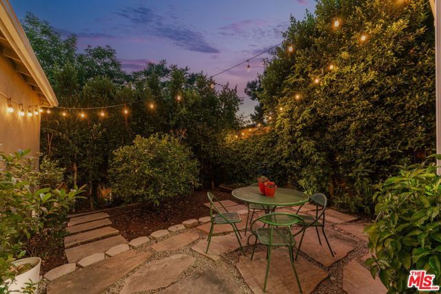 633 Milo Terrace, Los Angeles, CA 90042