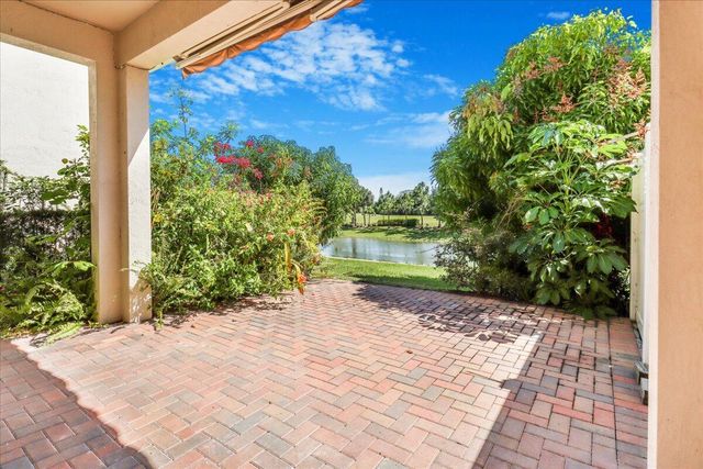 10098 Akenside Drive, Boca Raton, FL 33428