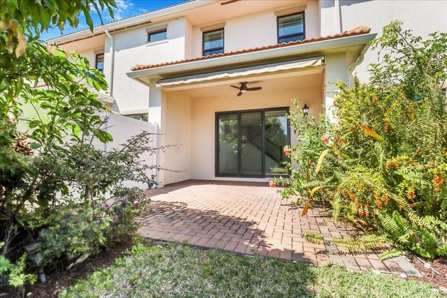 10098 Akenside Drive, Boca Raton, FL 33428