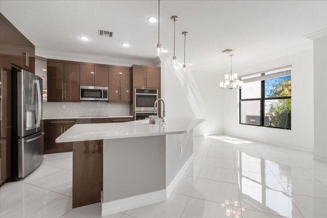 10098 Akenside Drive, Boca Raton, FL 33428