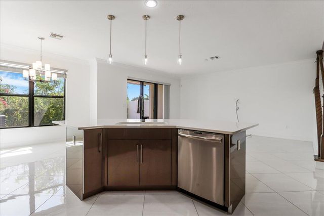 10098 Akenside Drive, Boca Raton, FL 33428