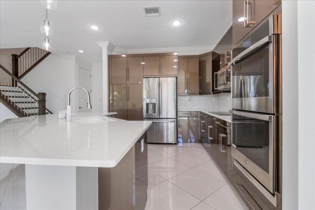 10098 Akenside Drive, Boca Raton, FL 33428