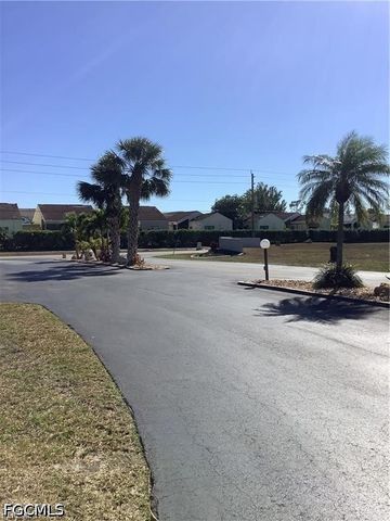 17020 Golfside CIR 104, Fort Myers, FL 33908