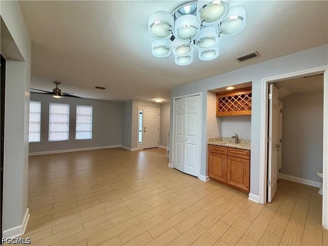 17020 Golfside CIR 104, Fort Myers, FL 33908