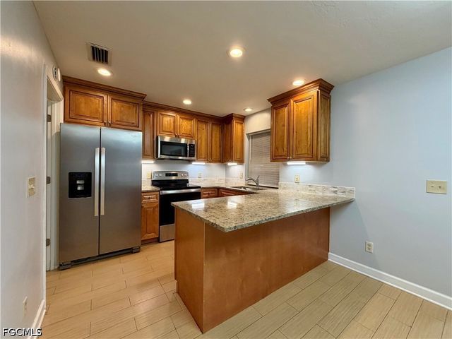 17020 Golfside CIR 104, Fort Myers, FL 33908