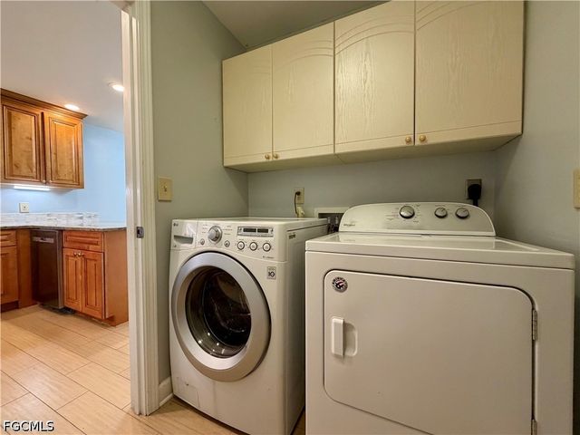17020 Golfside CIR 104, Fort Myers, FL 33908
