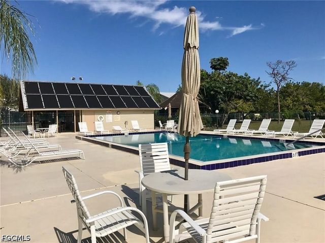 17020 Golfside CIR 104, Fort Myers, FL 33908
