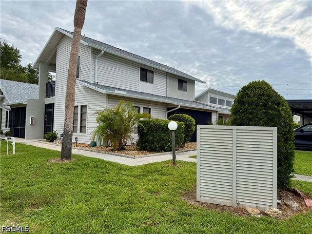 17020 Golfside CIR 104, Fort Myers, FL 33908
