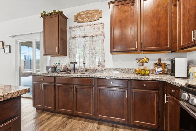 1037 Royal Oak Street, Porterville, CA 93257