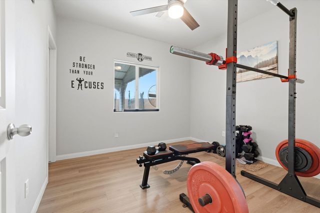 1037 Royal Oak Street, Porterville, CA 93257