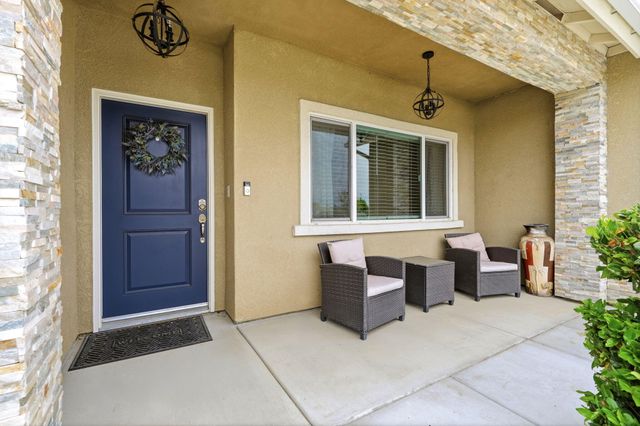 1037 Royal Oak Street, Porterville, CA 93257