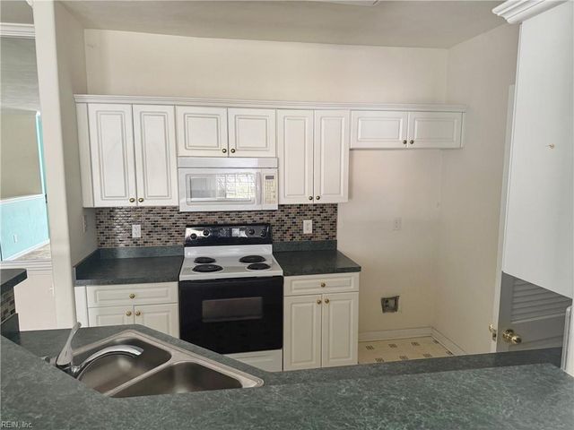 2721 Browning Dr, Virginia Beach, VA 23456