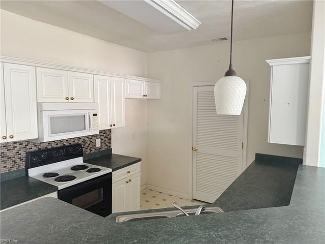 2721 Browning Dr, Virginia Beach, VA 23456