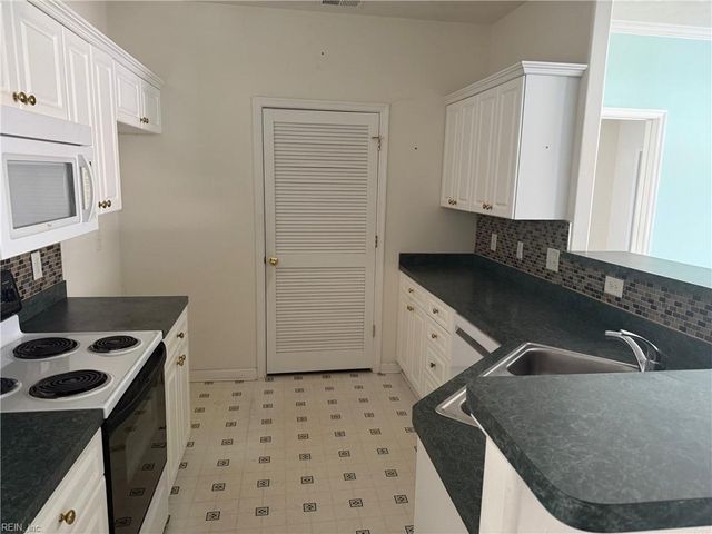 2721 Browning Dr, Virginia Beach, VA 23456