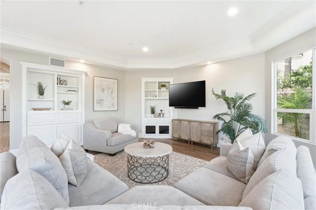 5489 E Suncrest Road, Anaheim Hills, CA 92807