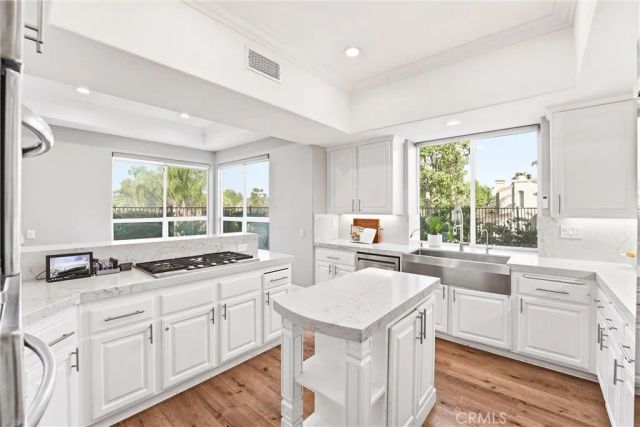 5489 E Suncrest Road, Anaheim Hills, CA 92807