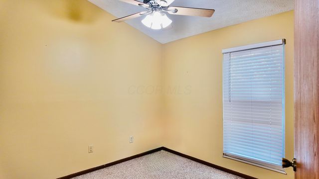 7619 Kittansett Lane, Pickerington, OH 43147