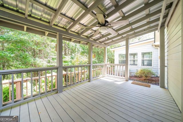 18 Mary Lane NE, White, GA 30184