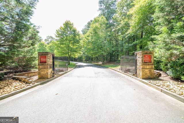 18 Mary Lane NE, White, GA 30184