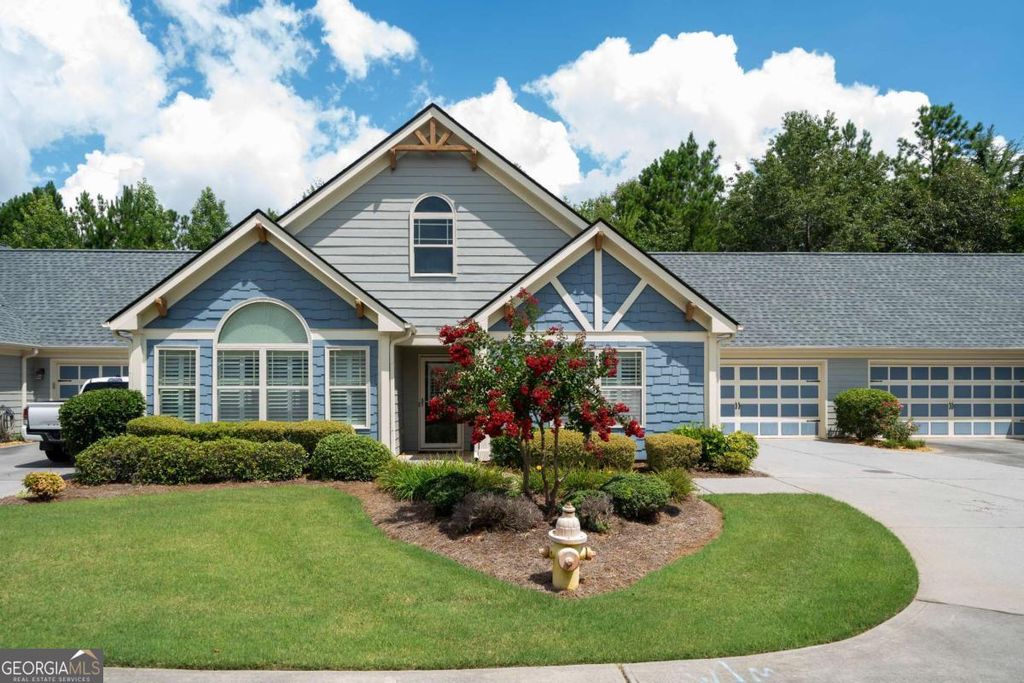 18 Mary Lane NE, White, GA 30184