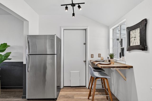 879 Olive St, Yuba City, CA 95991