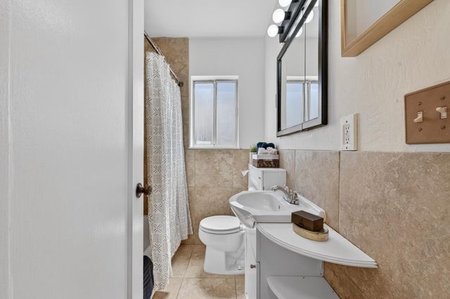 879 Olive St, Yuba City, CA 95991