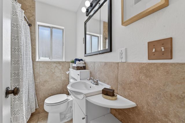 879 Olive St, Yuba City, CA 95991