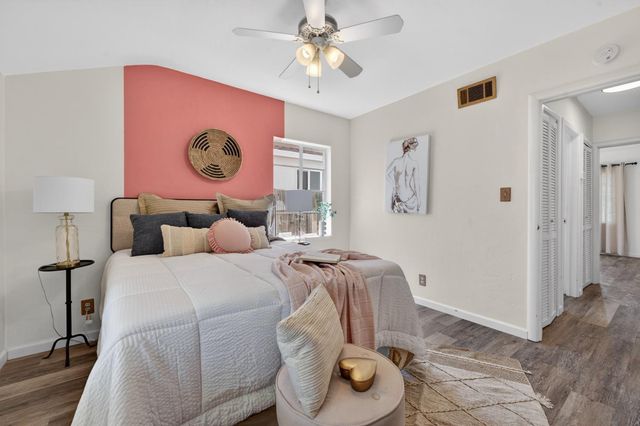 879 Olive St, Yuba City, CA 95991