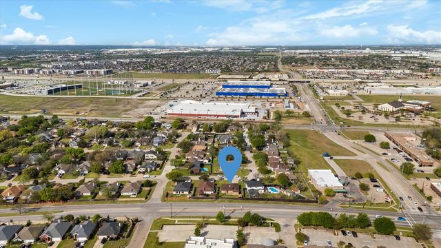 3242 Spring Meadow Lane, Grand Prairie, TX 75052