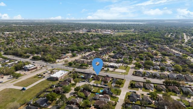 3242 Spring Meadow Lane, Grand Prairie, TX 75052