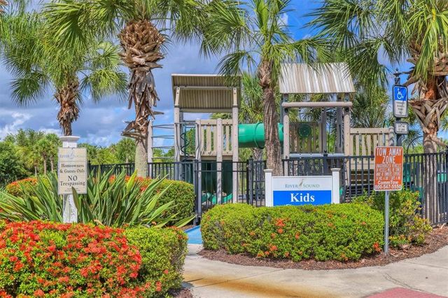1630 WHITE BREEZE COVE, Bradenton, FL 34208