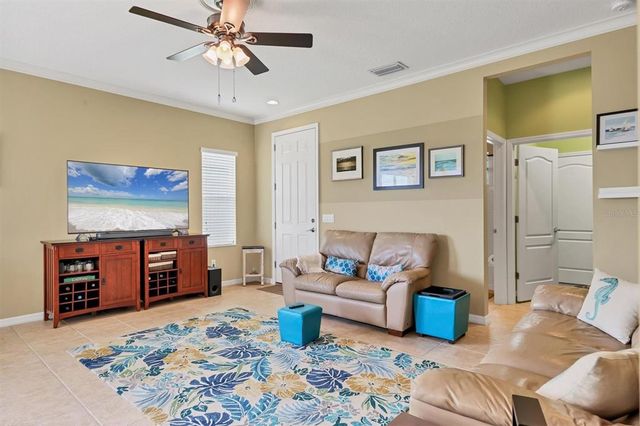 1630 WHITE BREEZE COVE, Bradenton, FL 34208