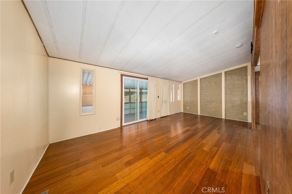 Image 9 of property listing at 33600 Calimesa Boulevard 155, Yucaipa, CA 92399