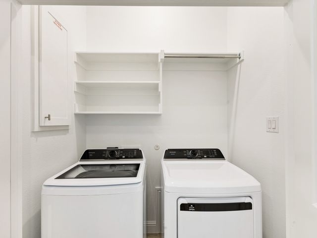 7039 Granbury Lane, Grand Prairie, TX 75054