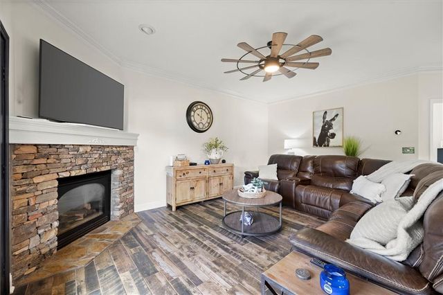 15 Hyalite Road E, Dahlonega, GA 30533