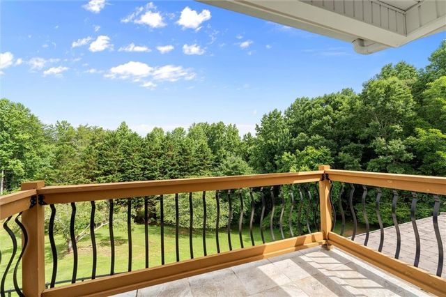 15 Hyalite Road E, Dahlonega, GA 30533