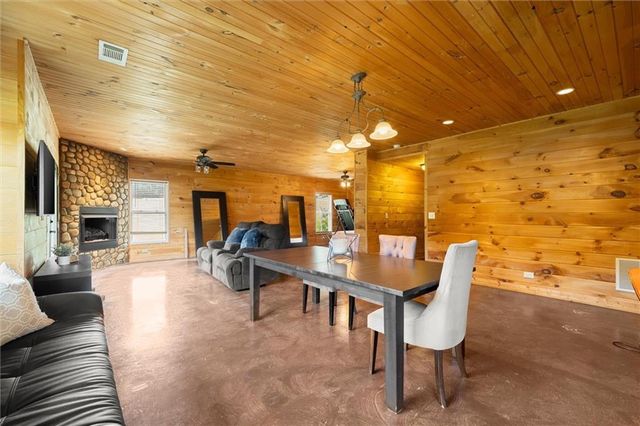 15 Hyalite Road E, Dahlonega, GA 30533