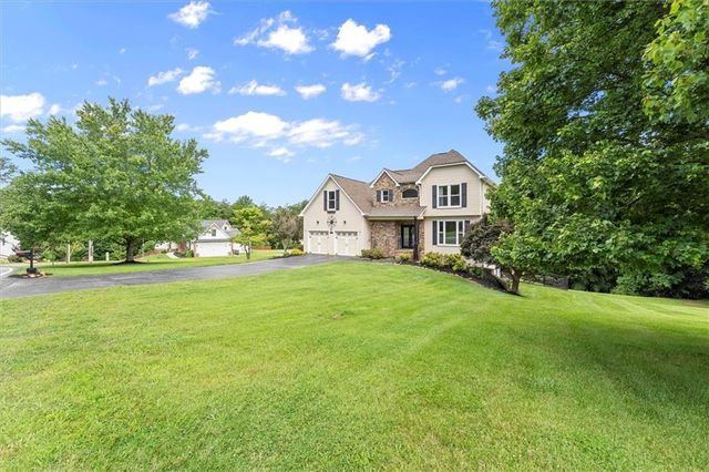 15 Hyalite Road E, Dahlonega, GA 30533