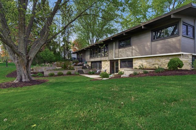 8221 Fairmont LANE, Greendale, WI 53129