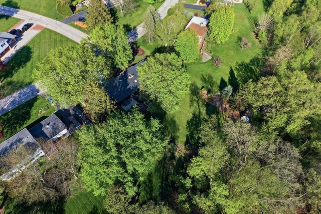 8221 Fairmont LANE, Greendale, WI 53129