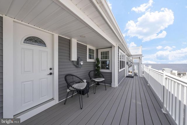 163 N BEACH AVE, Cape May Court House, NJ 08210