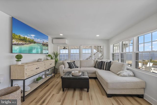 163 N BEACH AVE, Cape May Court House, NJ 08210