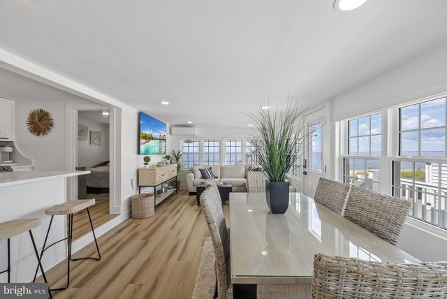 163 N BEACH AVE, Cape May Court House, NJ 08210