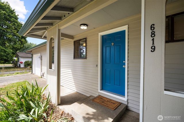 6819 Braker Way, Lynden, WA 98264