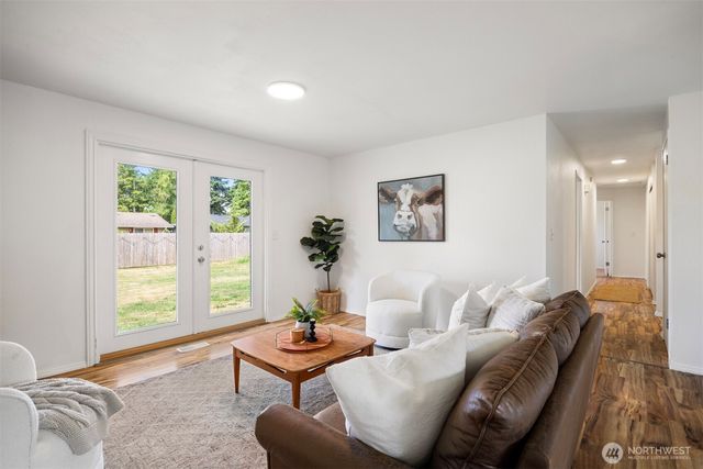 6819 Braker Way, Lynden, WA 98264
