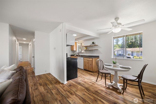 6819 Braker Way, Lynden, WA 98264