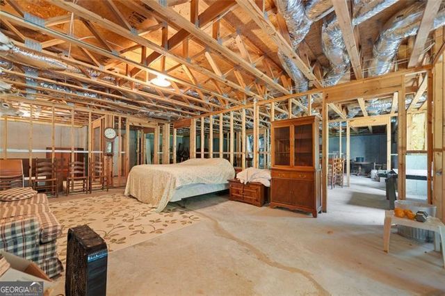 521 KLINE Road, Shady Dale, GA 31085