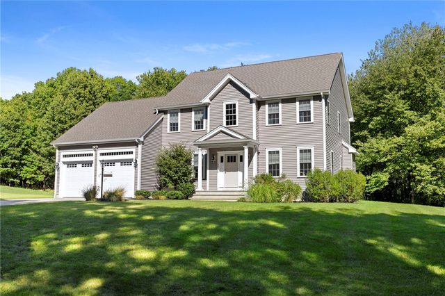 34 East Lantern Road, Lincoln, RI 02865